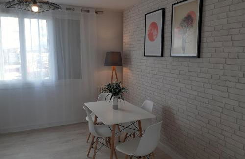 Un appartement lumineux avec vue exceptionnelle avec 3 chambres - Foto 5