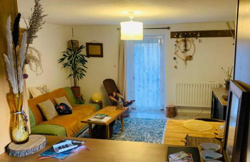 Côté Rive, au bord de la rivière La Moselotte et terrasse - Foto 2