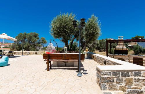 Newly Renovated Villa 4 Seasons with BBQ, private pool, ping pong and football table - Foto 21