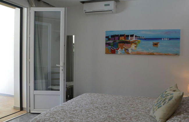 Modern Holiday Home With Private Pool and Garden - Foto 2