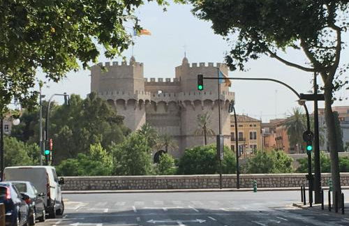 Travel Habitat Jardines Rio Turia. - Foto 21