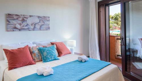 [Terrace on Porto Cervo] Swimming pool & private beach - Foto 4