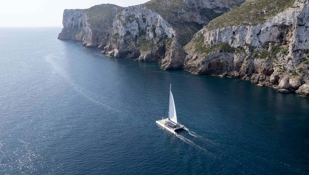 Vistas del barco navegando por Jávea