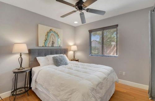 4 bdr, Two Master suite, billiards & desert oasis pool - Foto 18