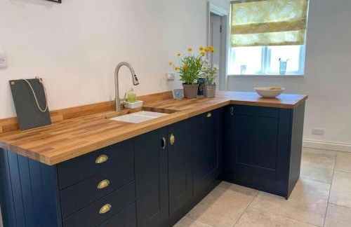 Beautiful Georgian cottage within a private walled garden - Foto 8