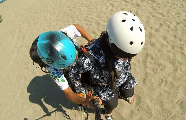 Aventura en parapente en tándem – ¡Vuela sobre las nubes! - Foto 5