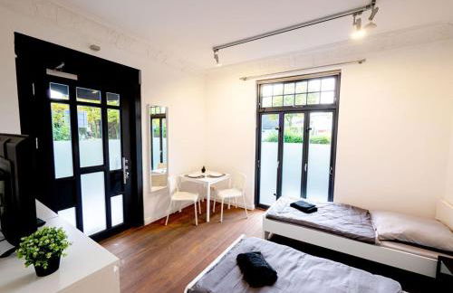 Monteurwohnung-in-Villa-8-Betten-WLAN-TV-Einbaukueche-Ahrensburg-Zentrum-Naehe-Hamburg-AGRP1201 - Foto 16