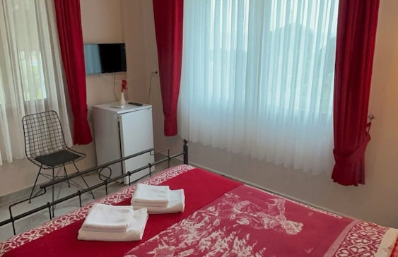 Zeus kır evi - Foto 33