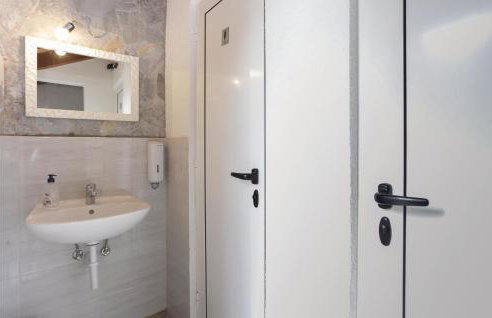 Three-Bedroom Holiday Home In Dugogabe - Foto 30