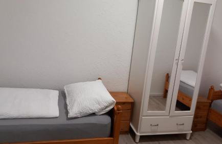 Neumühles Apartment Duisburg, großes TV, Wlan, Kaffeemaschine & Erdgeschoss - Photo 10