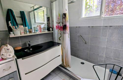 Maison 3 étoiles climatisée, jardin, parking, proche centre et thermes - Foto 5
