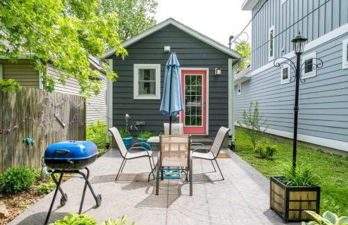 Charming Fountain Square Home 2 Bedroom BBQ Family Friendly - Foto 1