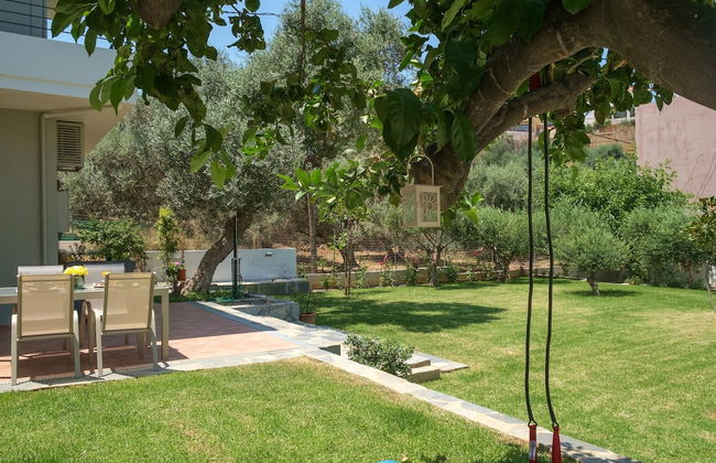 Newly renovated Garden Flat - Photo 28