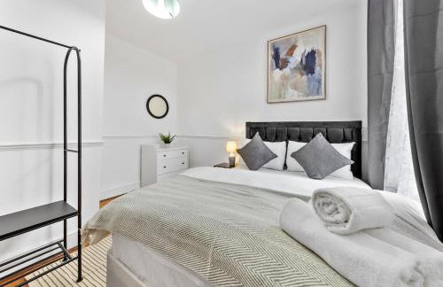 Citylink Spacious 5-Bedroom House,Wi-Fi,Easy Access to Excel and Central London - Foto 12