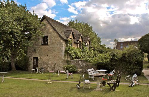 Fosse Farmhouse Holiday Cottages - Photo 8