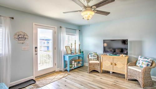 Coastal Oasis with Decks Walk to Holden Beach! - Foto 5