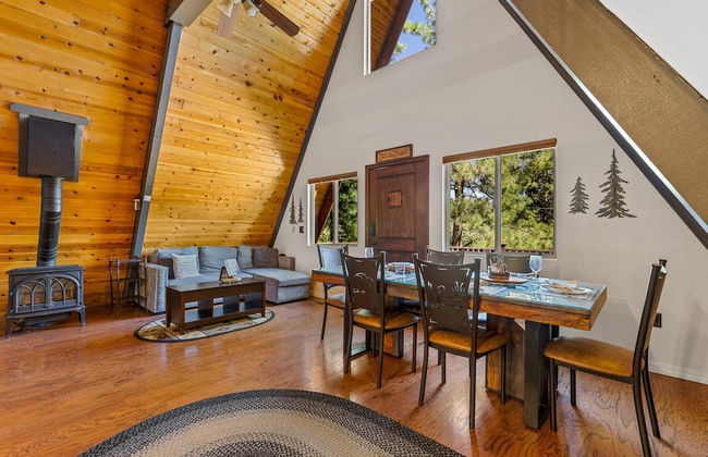 Spacious A-frame Pines Cabin 12 Beds Loft Game Room - Foto 25