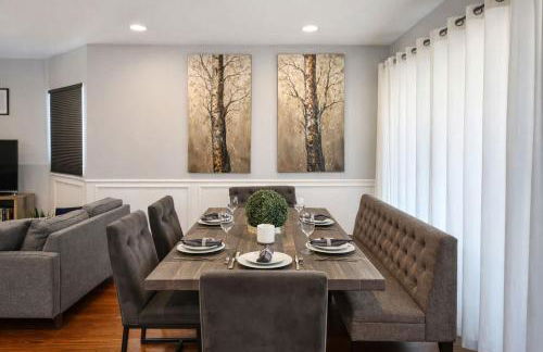 Spacious 5-Bedroom Retreat in Forest Park - Foto 5