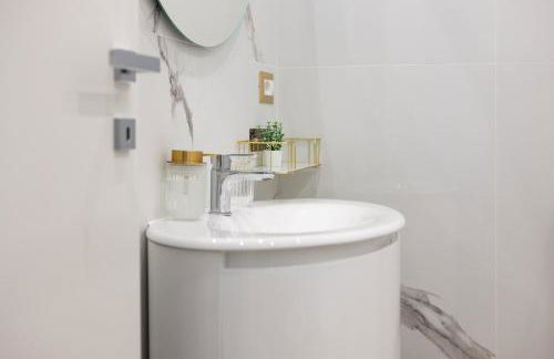 Casa Vacanze Maddalena - Palazzetto sul Lago - Diamante Blu - Foto 32