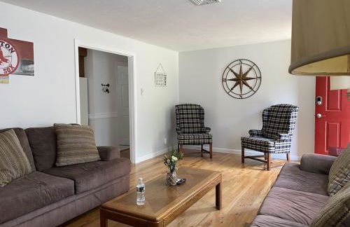 A Cozy Cape house steps to Restaurants & Beaches ~1.4 miles down scenic roads - Foto 8