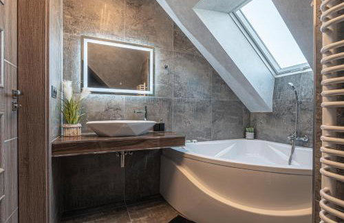 Dream Holiday z Sauna i jacuzzi Lovely Krynica Zdrój - Photo 59