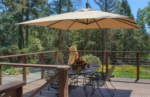 Uncle Grizz's Cabin...get intouch with nature - Foto 26