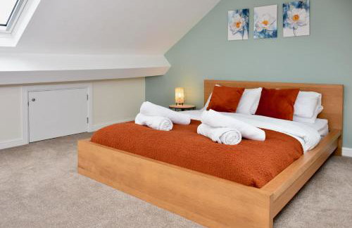 Cosy yet spacious, 3BR, Parking, Village Location - Foto 1