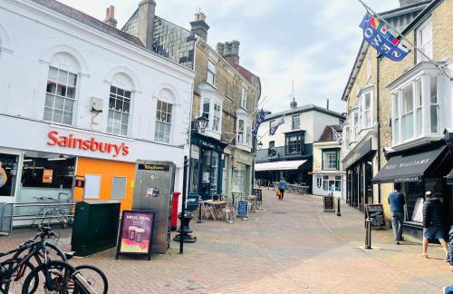 Brand New Cosy Cowes Cottage , 3 Bedroom, Sleeps 5 - Foto 30