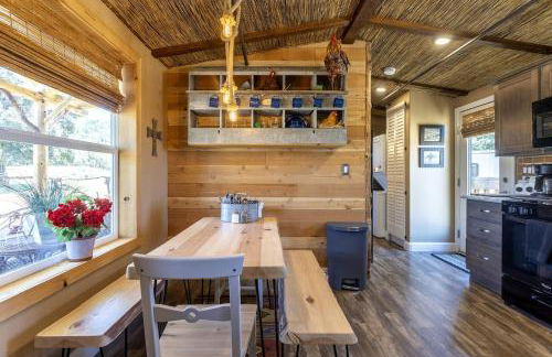 Unique Western-Themed Cabin Rental for Secluded Getaway in Warner Springs, California - Foto 4