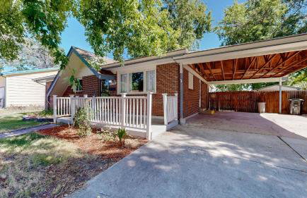 Family Home in Arvada with king beds and bunkbed - Foto 46