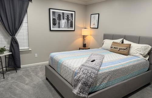 ThrillStay Braves & Six Flags Family House - Foto 56