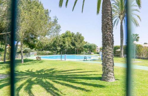 Casa Lilly-Rose, a beautiful 3 bedroom detached villa a short walk to the Villamartin Plaza & Golf course - Foto 57