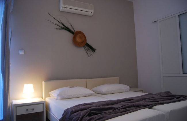Galini Rooms & Apartments Syros - Photo 3