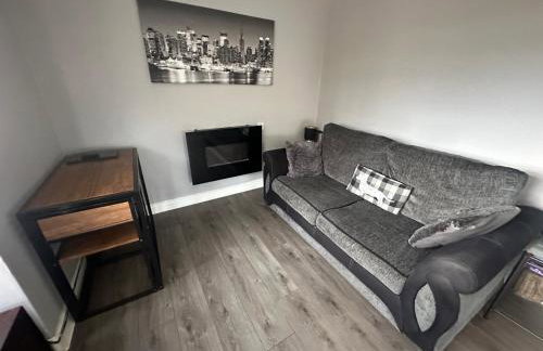 The Bungalow - Photo 28