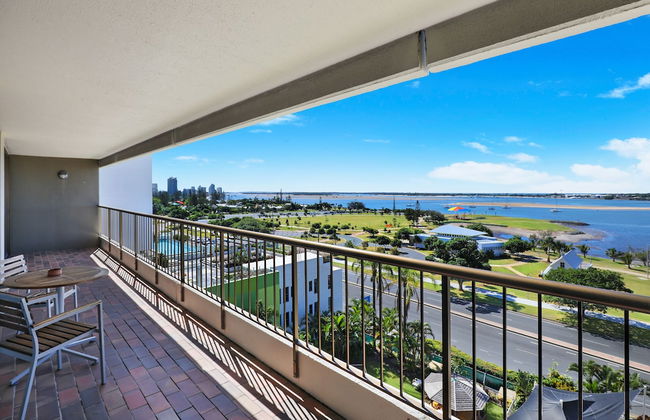 Palmerston Tower on Southport Broadwater - Foto 40