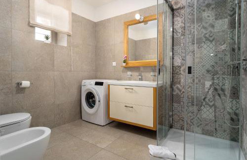 Mediterrane Steinvilla mit Privatpool, Whirlpool, Darts, Billard, Tischtennis, Gym - Foto 14