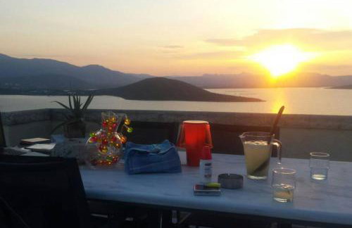 Secluded house with great view and private beach - Foto 1