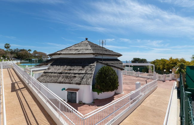 Lunamar in Marbella With 4 Bedrooms and 3 Bathrooms - Foto 26