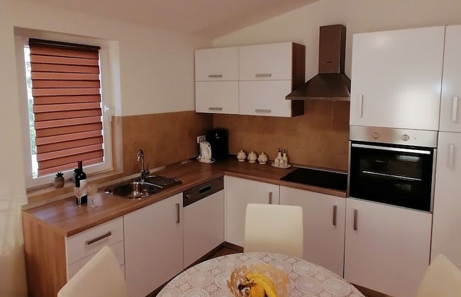 Impeccable 2-bed Apartment in Rab - Foto 12