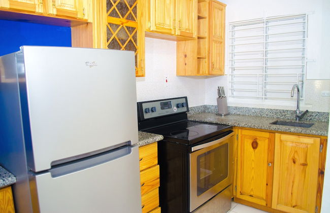 Centrally located Oakland Guest Apartment II - Photo 15