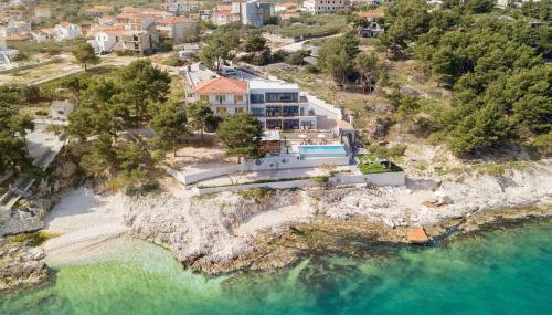 Olive Hill House - ground floor - Photo 3