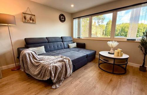 Detached Modern Flat 8 Min Walk to Pudsey Station - Foto 34