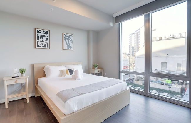 Stylish Apartment Steps from the Metro - Foto 12