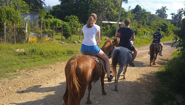 Horse Riding in The Parque El Cubano Natural Park - Foto 5