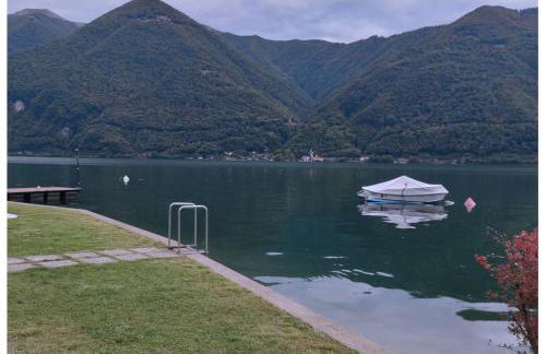 LFSUITE LuganoLake Terrazza Spiaggia privata Parking WI-FI Netflix - Foto 13