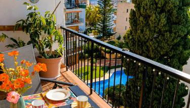 Céntrico apartamento cozy con piscina y parking - Foto 4