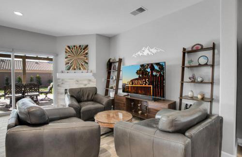 Near Downtown Palm Springs Home with Mountain Views - Foto 11