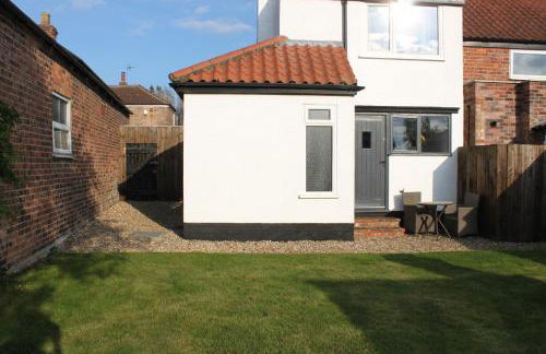 Beautiful 2 Bedroomed Cottage with Garden 10 minutes from Hornsea Beach - Foto 4