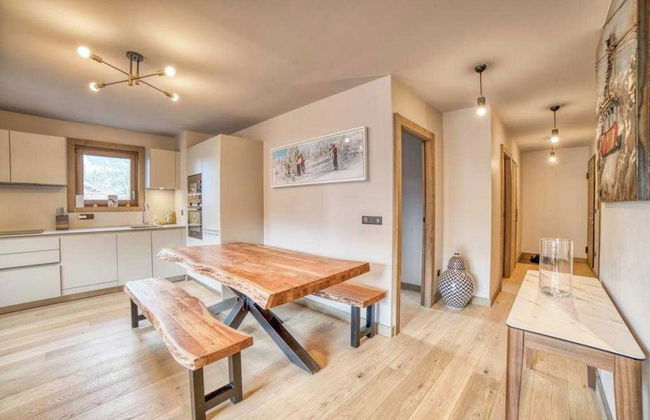 Luxurious 4-room Apartment With Swimming Pool, Gym, spa and Parking - Foto 32