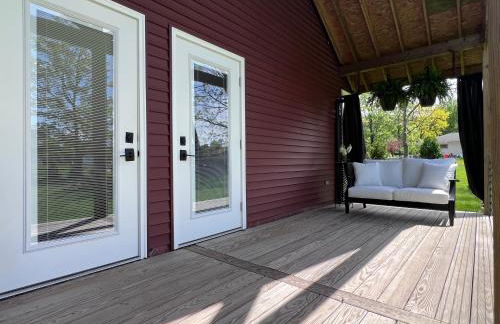 Modern Industrial Farmhouse - The Wayback - Foto 33